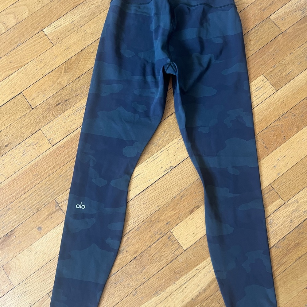 ALO Yoga Camo Leggings High Waist Stretch